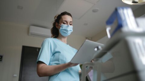 Top Italian Women Scientist: 100 scienziate per cobattere la discriminazione femminile